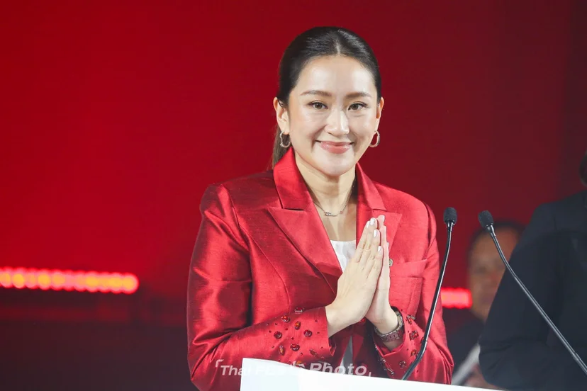 อุ๊งอิ๊ง นั่งหัวหน้าเพื่อไทย พร้อมทีมกรรมการบริหารใหม่ยกชุด