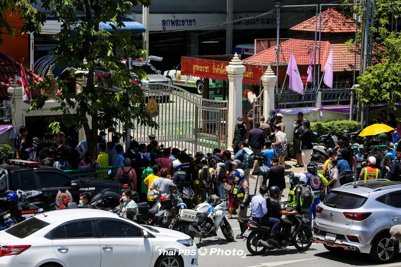 เหตุถังดับเพลิงระเบิด ขณะกำลังซ้อมดับเพลิง ภายในโรงเรียนราชวินิตมัธยม