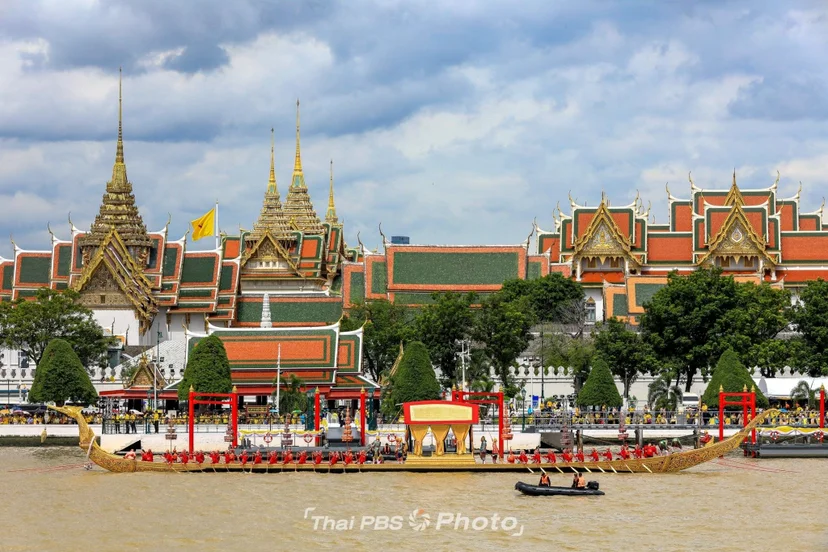 ์เห่เรือเฉลิมพระเกียรติ 
