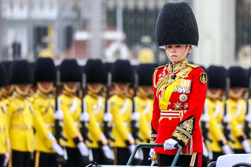 ภาพสมเด็จพระราชินี