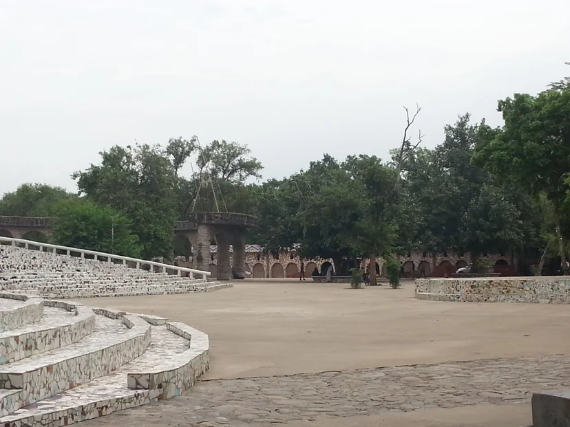 สวนหิน (Rock Garden) © Ijon - Own work | https://commons.wikimedia.org/w/index.php?curid=50686064