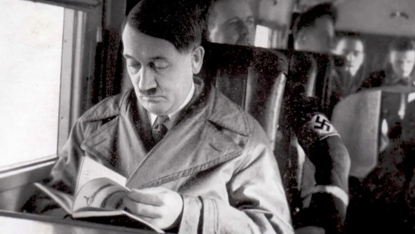 ภาพจากสารคดี  The Books He Didn’t Burn