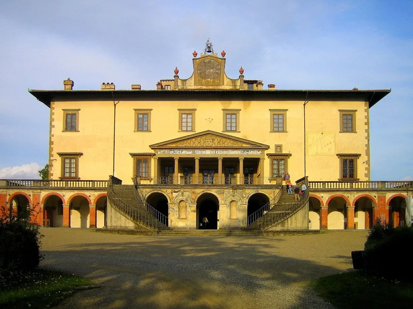 วิลล่าเมดีชี (Villa Medici)
