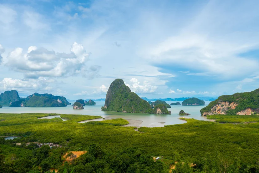เสม็ดนางชี จังหวัดพังงา ภาพจาก การท่องเที่ยวแห่งประเทศไทย