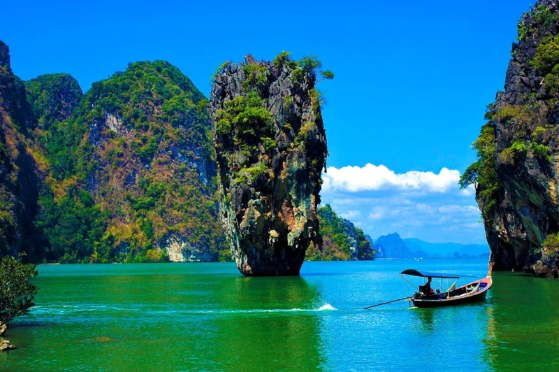 เขาตะปู ภาพจากการท่องเที่ยวแห่งประเทศไทย (ททท.)