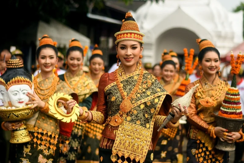 Mila Douangximay ผู้ดำรงตำแหน่งนางสังขารประจำปี 2562 ณ เมืองหลวงพระบาง (ภาพ: Manan Vatsyayana/AFP)