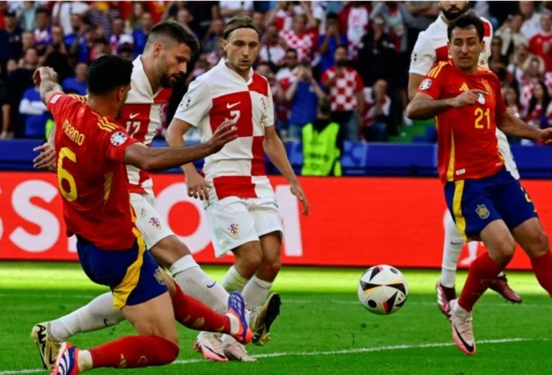 ทีมชาติสเปนในรอบแรก (ภาพจาก uefa.com)