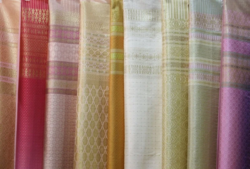 ผ้าไหมไทย (Thai Silk)