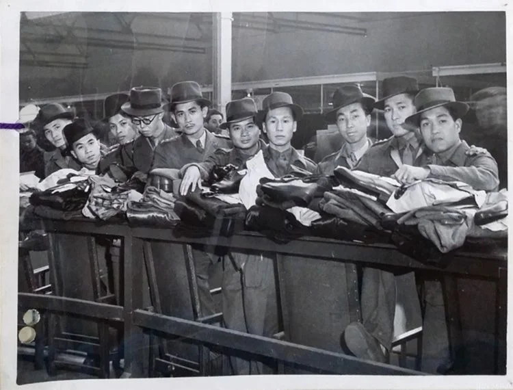 กลุ่มนักเรียนไทยที่ Eastern Warfare School ในอินเดีย ซึ่งเป็นประเทศที่อยู่ใต้การปกครองของอังกฤษจนถึงปี 1947 (ภาพจาก: The National Archives)