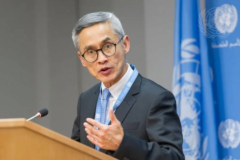 ศาสตราจารย์กิตติคุณ วิทิต มันตาภรณ์ กำลังแถลงข่าว เมื่อวันที่ 27 ตุลาคม 2017 (ภาพจาก: UN Photo/Rick Bajornas)