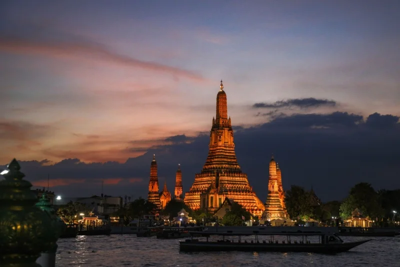 การท่องเที่ยวไทยกำลังถึงคราว "อัสดง" หรือไม่ ?