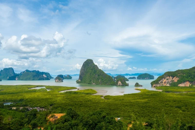 เสม็ดนางชี จังหวัดพังงา ภาพจาก การท่องเที่ยวแห่งประเทศไทย