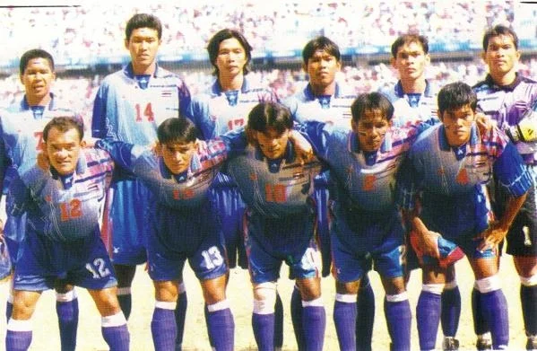 ทีมชาติไทยชุดคว้าที่ 4 เอเชียนเกมส์ 1998