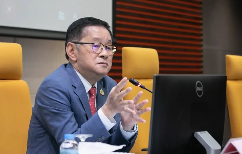 นายประเสริฐ จันทรรวงทอง รองนายกรัฐมนตรี และรัฐมนตรีว่าการกระทรวงดิจิทัลเพื่อเศรษฐกิจและสังคม (ดีอี)