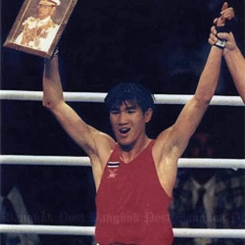 สมรักษ์ คำสิงห์ (ภาพจากเฟซบุ๊ก สมรักษ์ คำสิงห์)