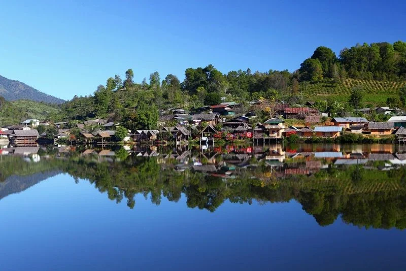 บ้านรักไทย