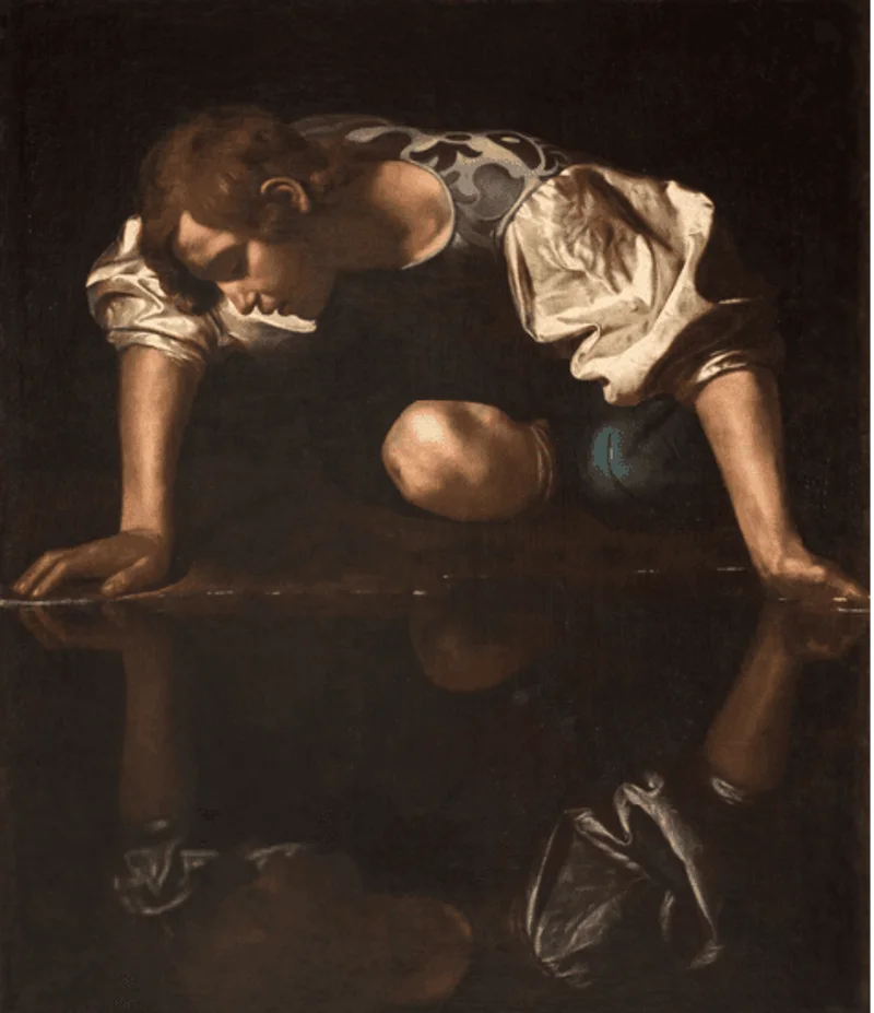 นาร์ซิสซัส (Narcissus) ตัวละครจากตำนานกรีก สัญลักษณ์ของคนหลงตัวเอง วาดโดย Caravaggio (ภาพจาก: Gallerie Nazionali Barberini Corsini)