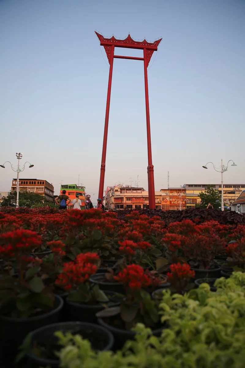 เสาชิงช้า สถานที่สำคัญในกรุงเทพมหานคร