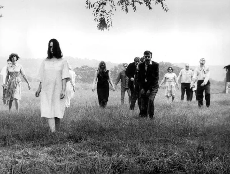 ซอมบี้จากหนังเรื่อง Night of the Living Dead ที่สร้างภาพจำของซอมบี้ให้เป็น &ldquo;ผีดิบกินคน&rdquo; จนถึงปัจจุบัน (ภาพจาก: BFI)