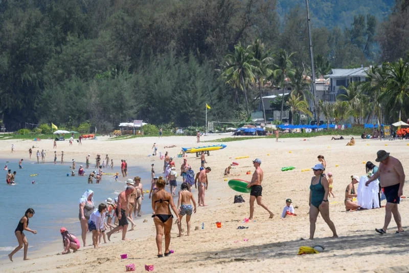 Tourists in Phuket (Photo : AFP)