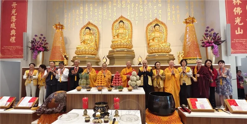พิธีเปิดวัดฝอกวงซันแห่งใหม่ในกรุงเบอร์ลิน (ภาพจาก Facebook: Fo-Guang-Shan Berlin)