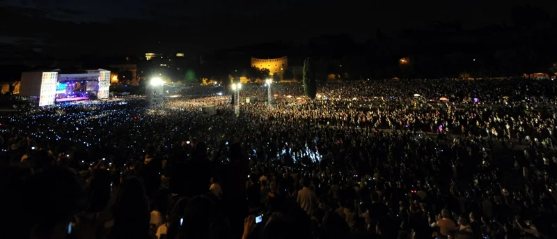 คอนเสิร์ต Lady Gaga ในงาน EuroPride 2011 ณ กรุงโรม (ภาพจาก: Tiziana Fabi/AFP)